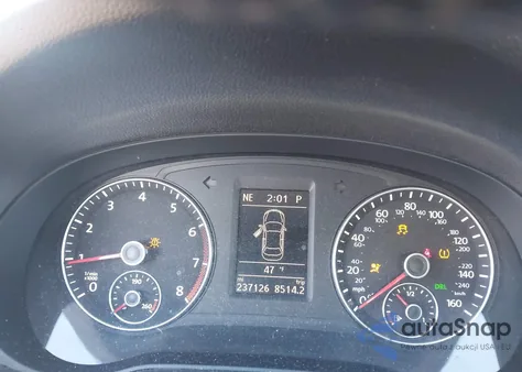 2013 Volkswagen Passat 2.5L Se z USA, uszkodzony, nr VIN 1VWBP7A32DC097399